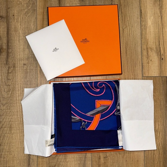 Hermes Accessories - Hermes’ 90x90 scarf